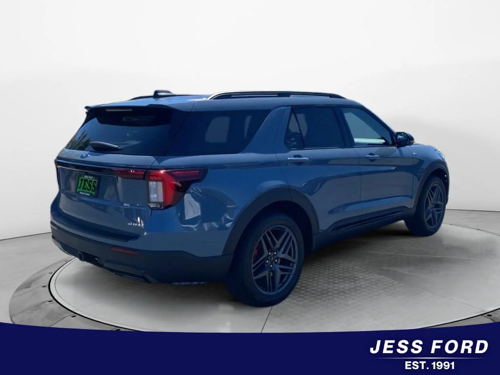 New 2026 Vapor Blue Metallic Ford ST-Line image 5
