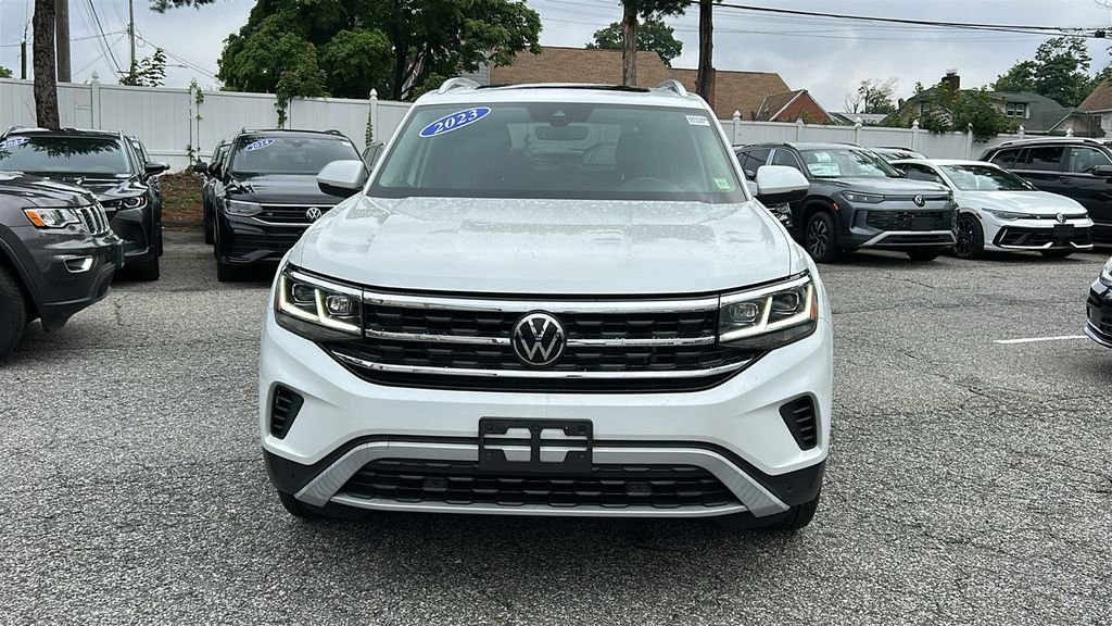 Used 2023 White Volkswagen SEL image 2