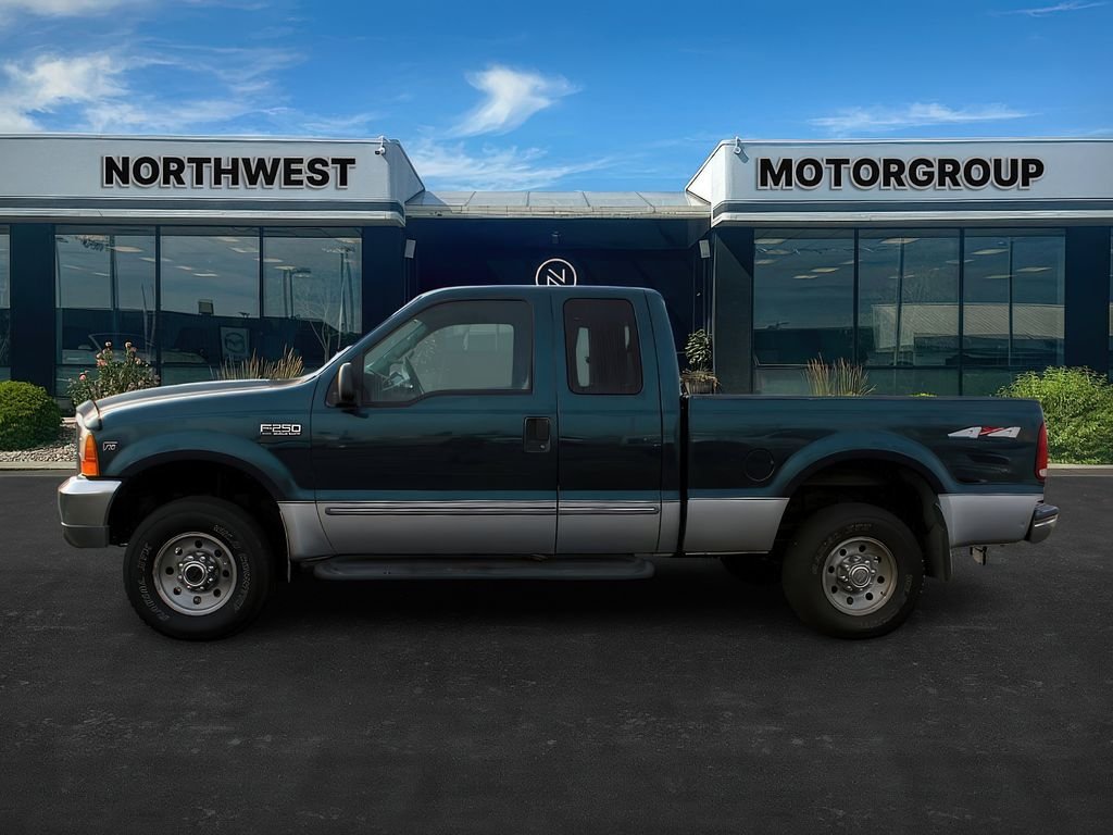 1999 Ford F-250 XLT photo 4