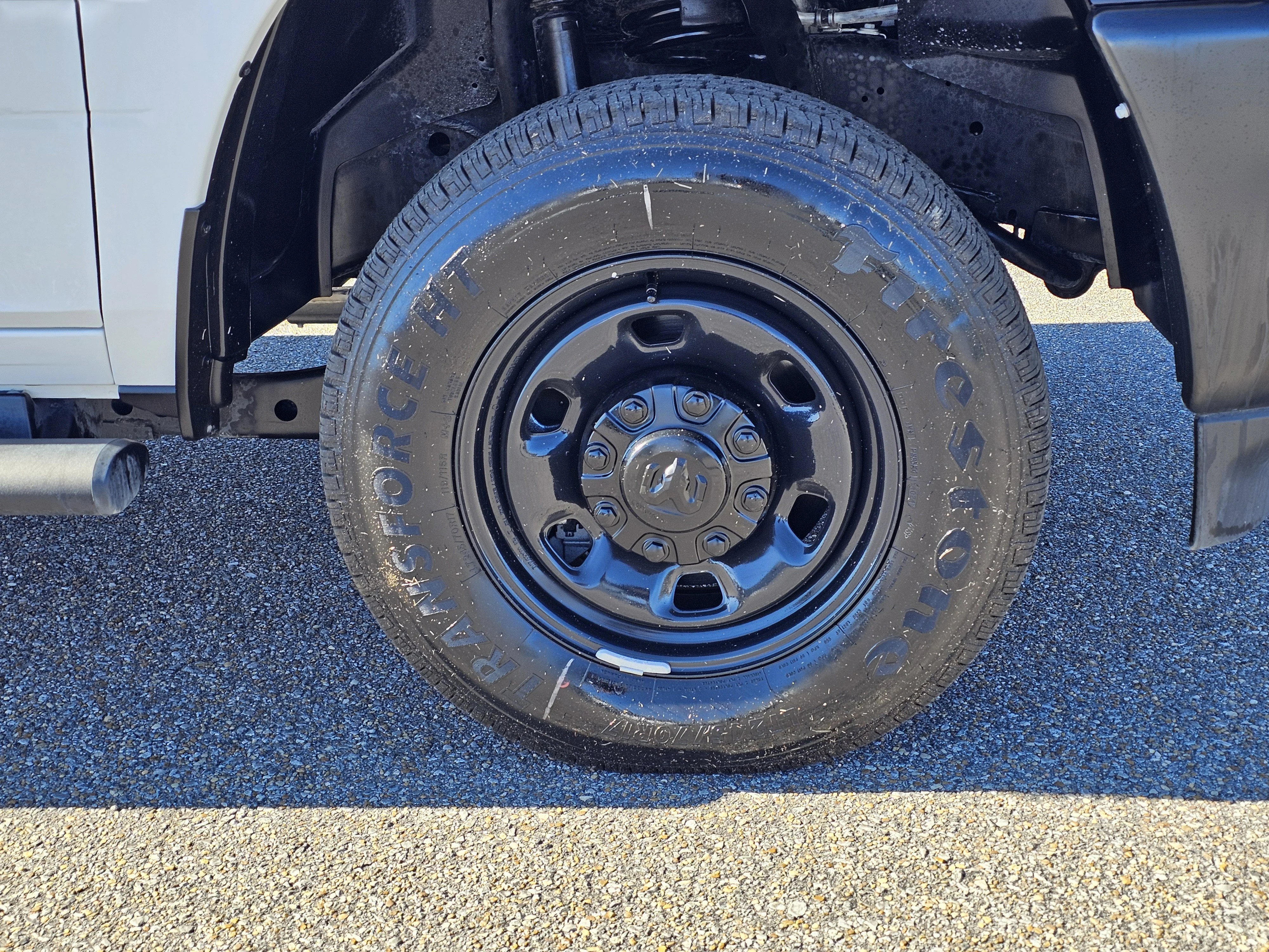 2025 RAM 2500 Tradesman - Photo 6