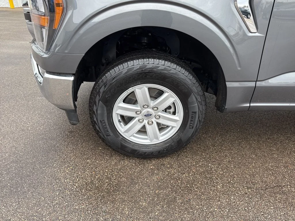 Used 2023 Carbonized Gray Metallic Ford XLT image 12