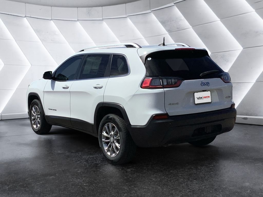 Used 2021 White Jeep Latitude Plus image 6
