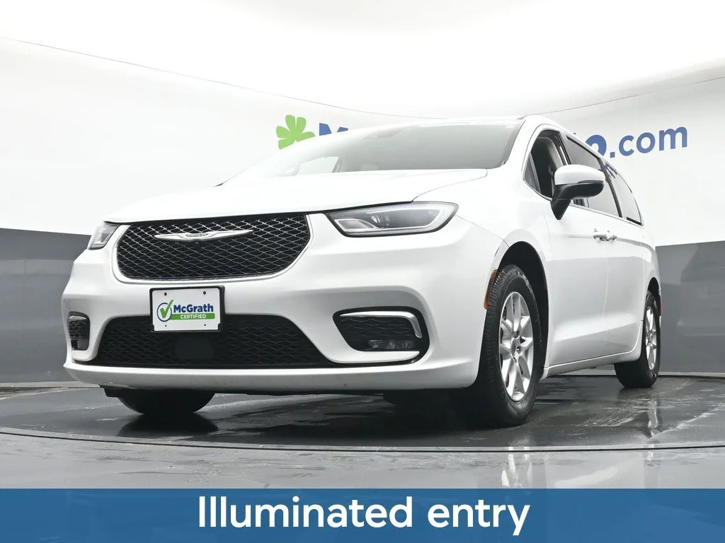 Certified Used 2023 White Chrysler Touring L image 9