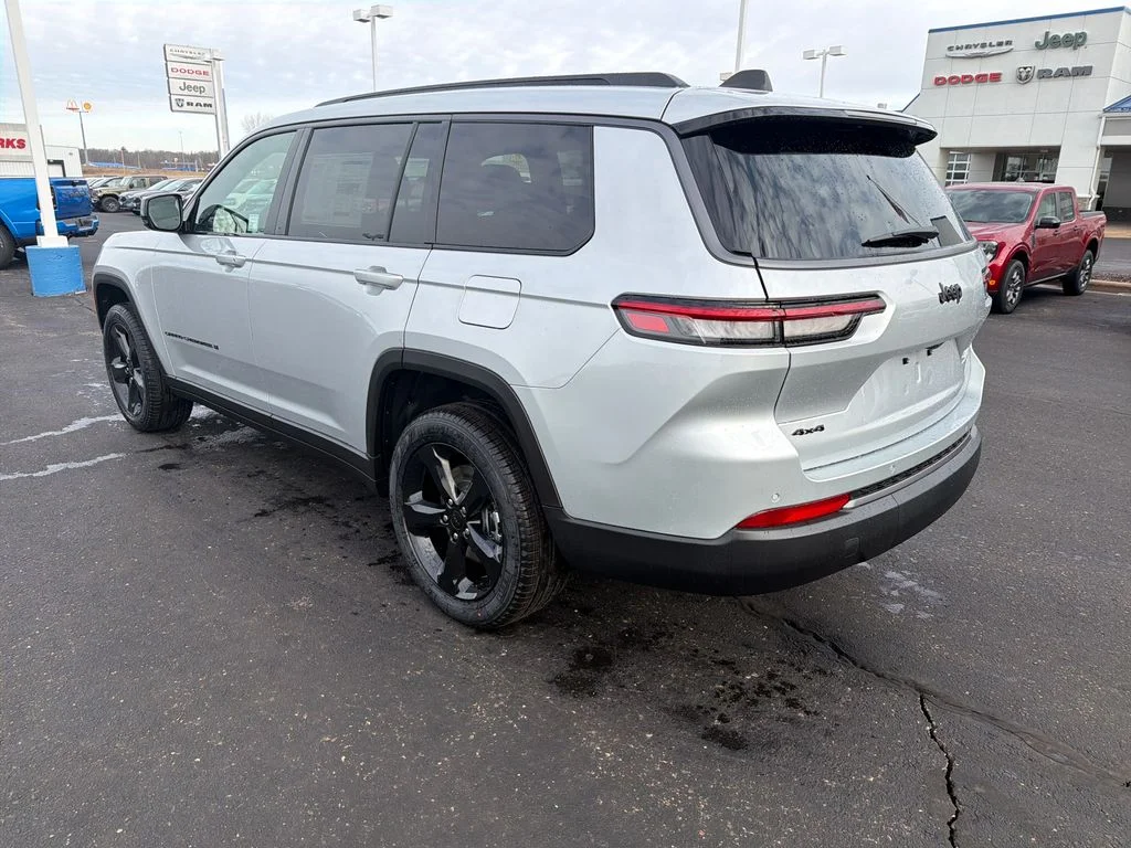 New 2026 Silver Jeep Limited image 3