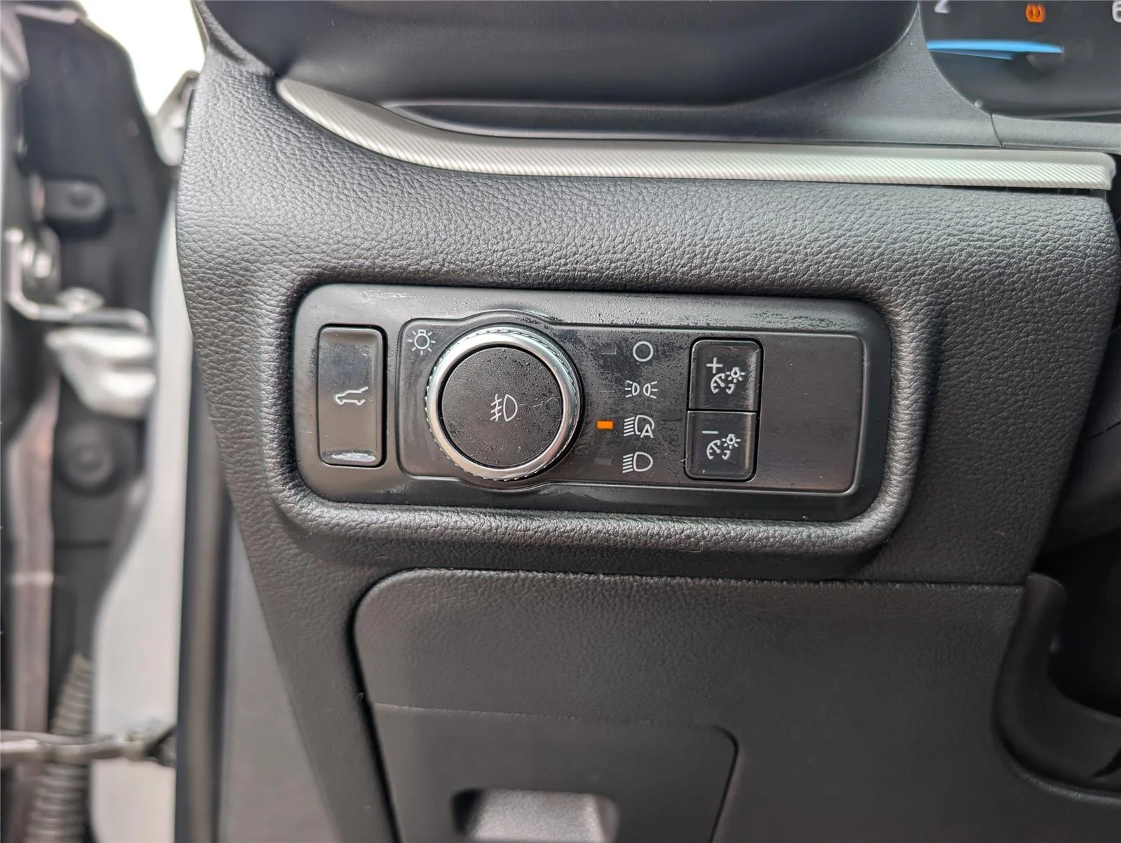 Used 2020 Iconic Silver Ford XLT image 33
