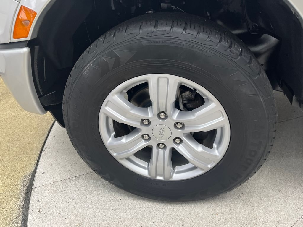 Used 2019 Silver Ford XLT image 10