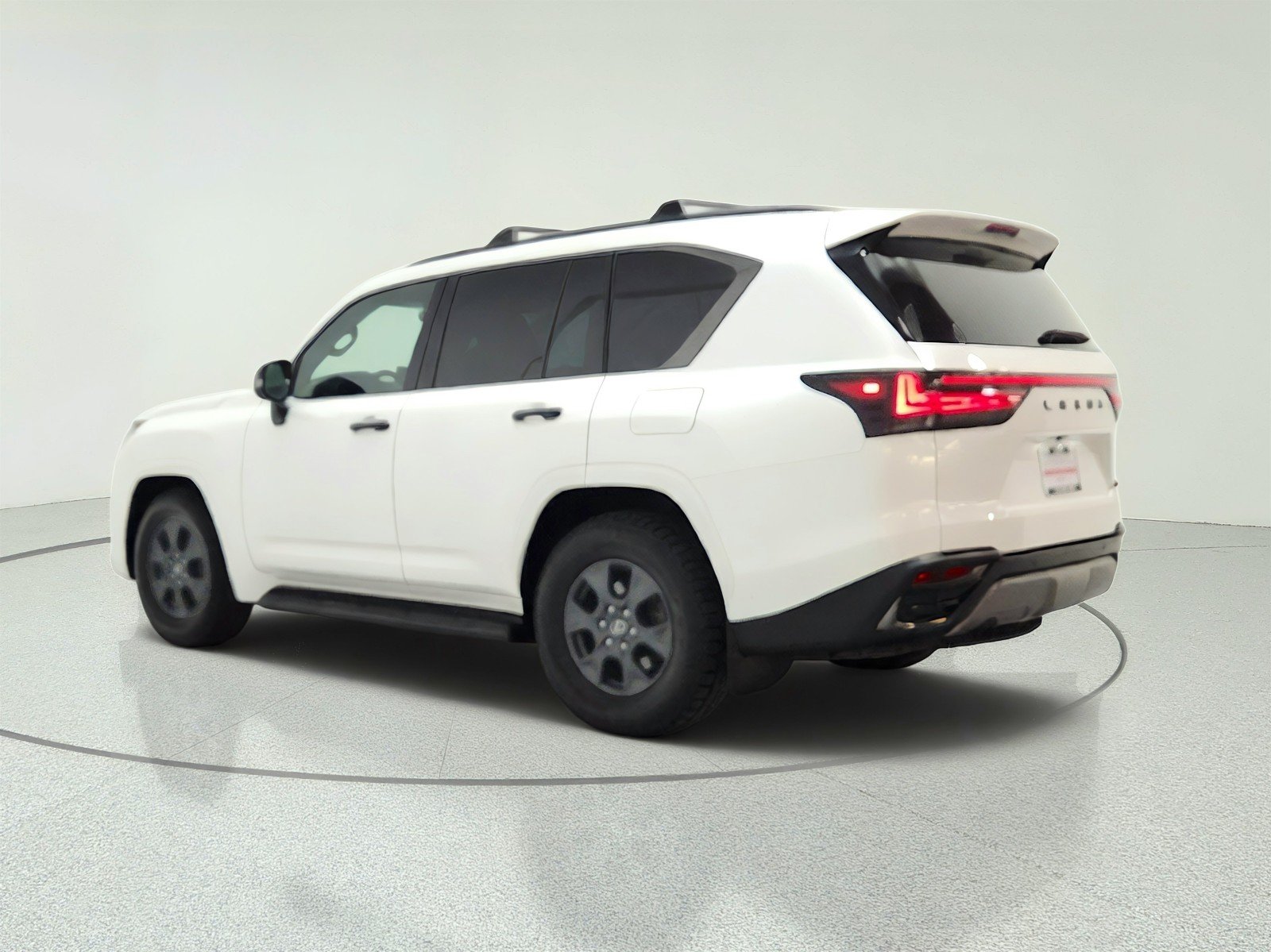 Used 2026 Eminent White Pearl Lexus LX 700h Luxury image 7