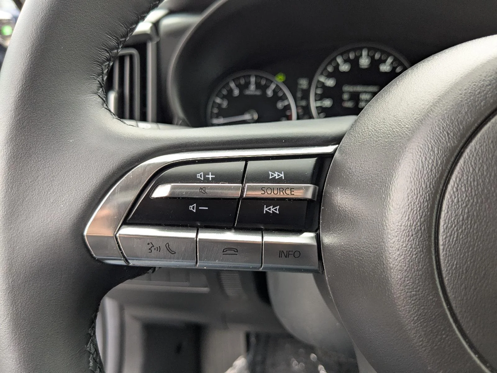 2025 Mazda CX-50 Preferred - Photo 21
