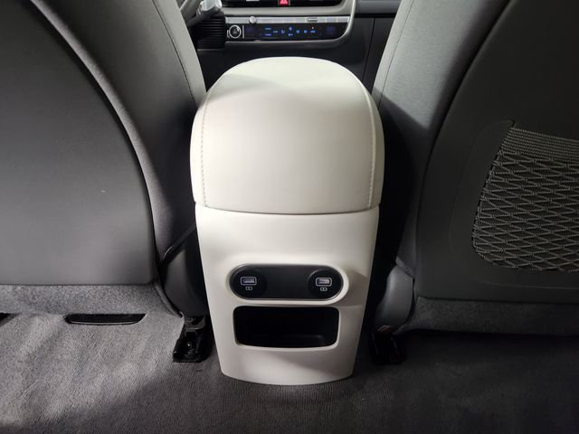 Certified Used 2024 Green Hyundai SE image 18