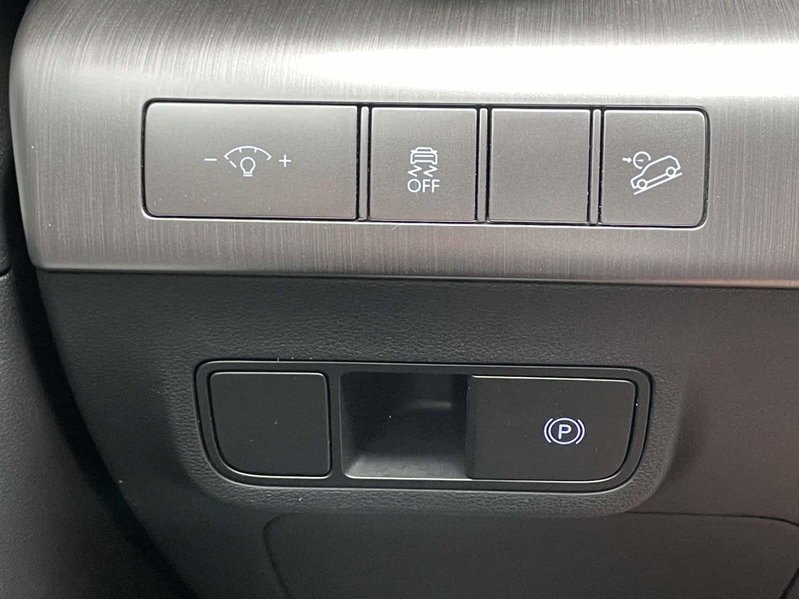 Used 2024 Abyss Black Pearl Hyundai SEL image 33