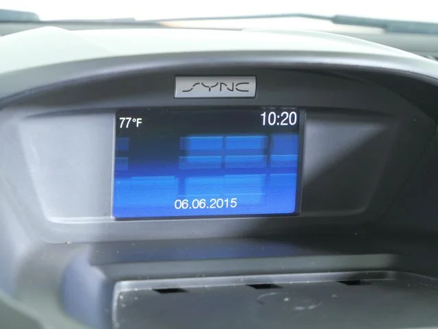 Used 2015 Orange Ford SE image 23