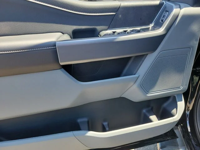 New 2026 Agate Black Metallic Ford XLT image 19