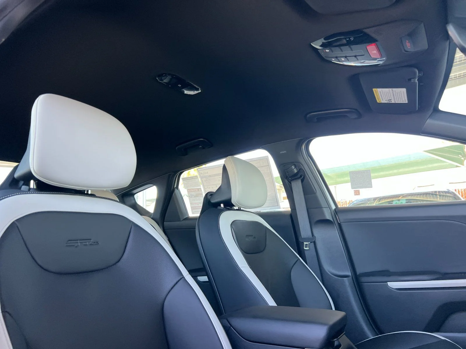New 2026 White Kia GT-Line image 16