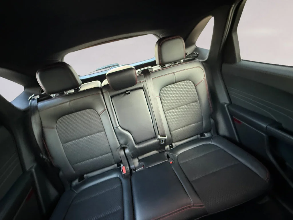 Used 2025 Gray Ford ST-Line image 18