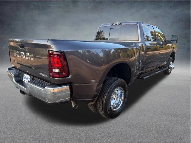 New 2027 Granite Crystal Metallic Clear-Coat Exterior Paint RAM Tradesman image 8