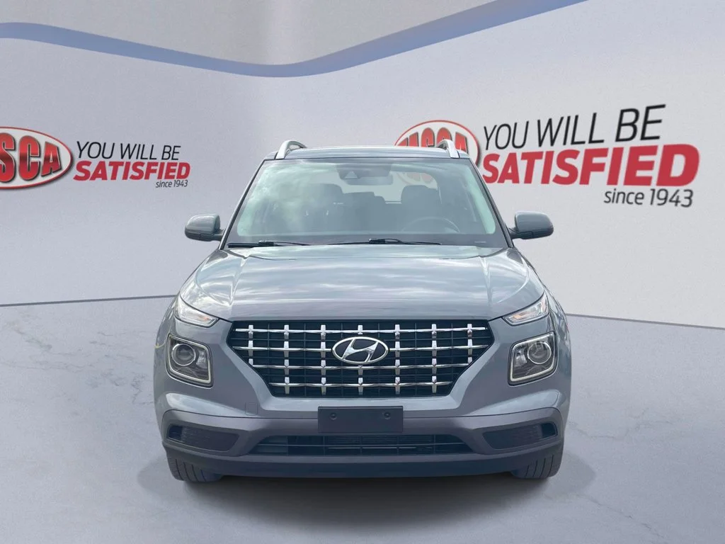 Used 2022 Gray Hyundai SEL image 2