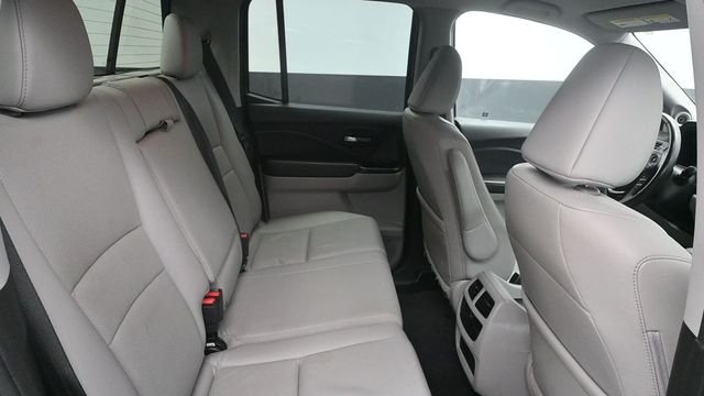 Used 2017  Honda RTL-E image 9