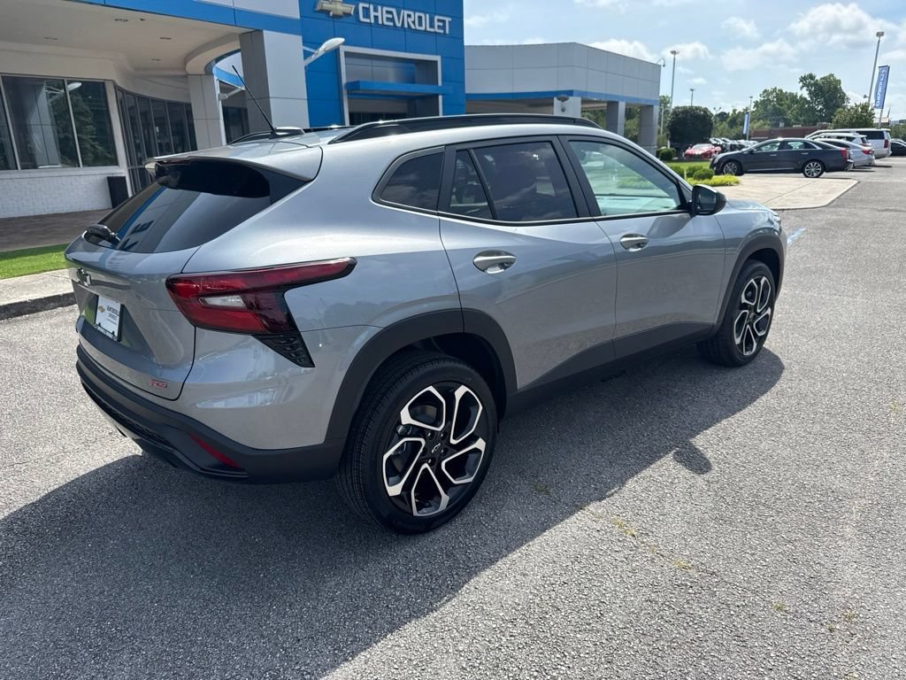 New 2026 Sterling Gray Metallic Chevrolet 2RS image 19