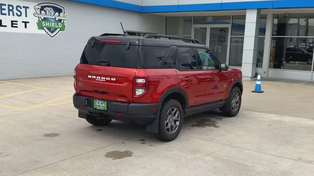 Used 2023 Red Ford Badlands image 9