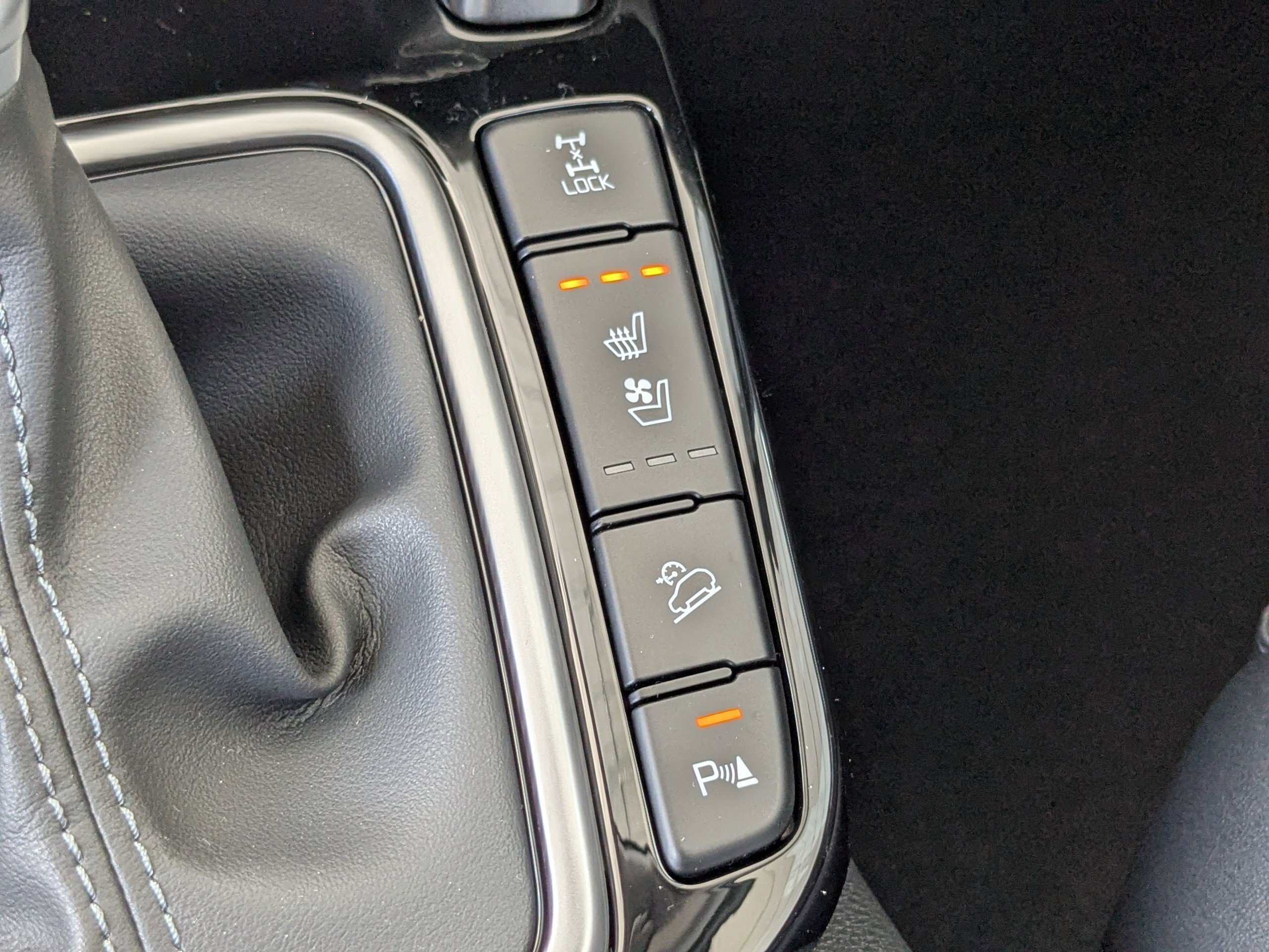 2026 Kia Seltos SX - Photo 29