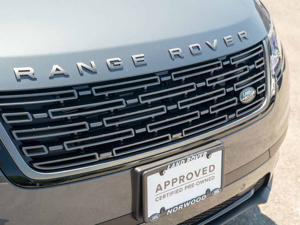 Used 2026 Blue Land Rover S image 16
