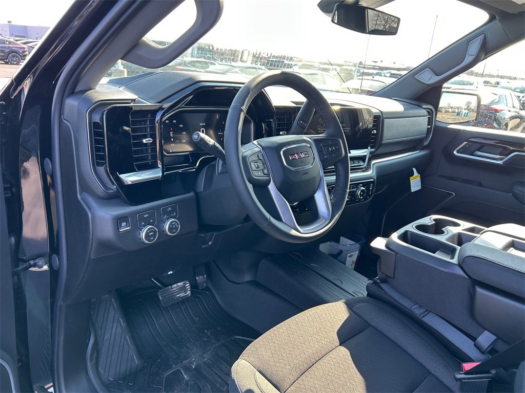 2026 GMC SIERRA - Image 17