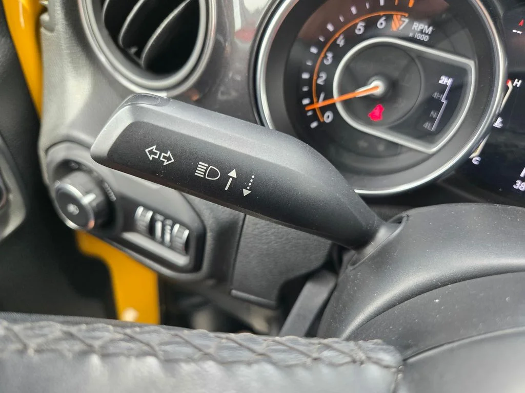 Certified Used 2021 Baja Yellow Clearcoat Jeep Unlimited Sport Altitude image 20