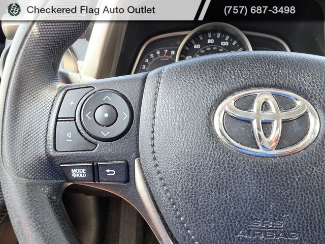 Used 2015 Magnetic Gray Metallic Toyota LE image 13