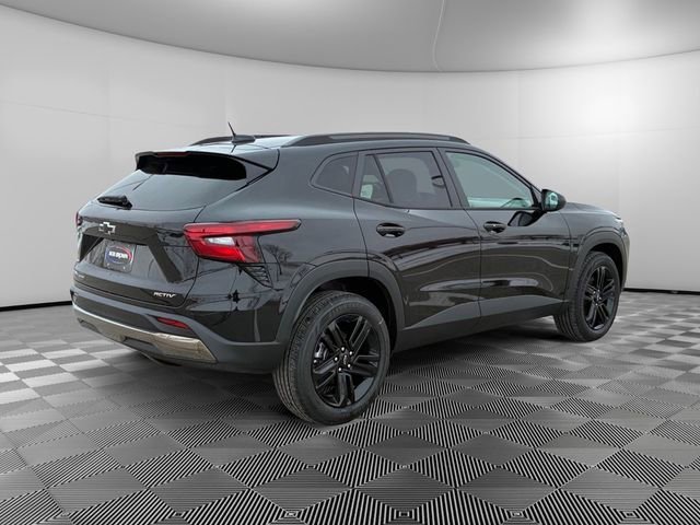 New 2026 Mosaic Black Metallic Chevrolet ACTIV image 5