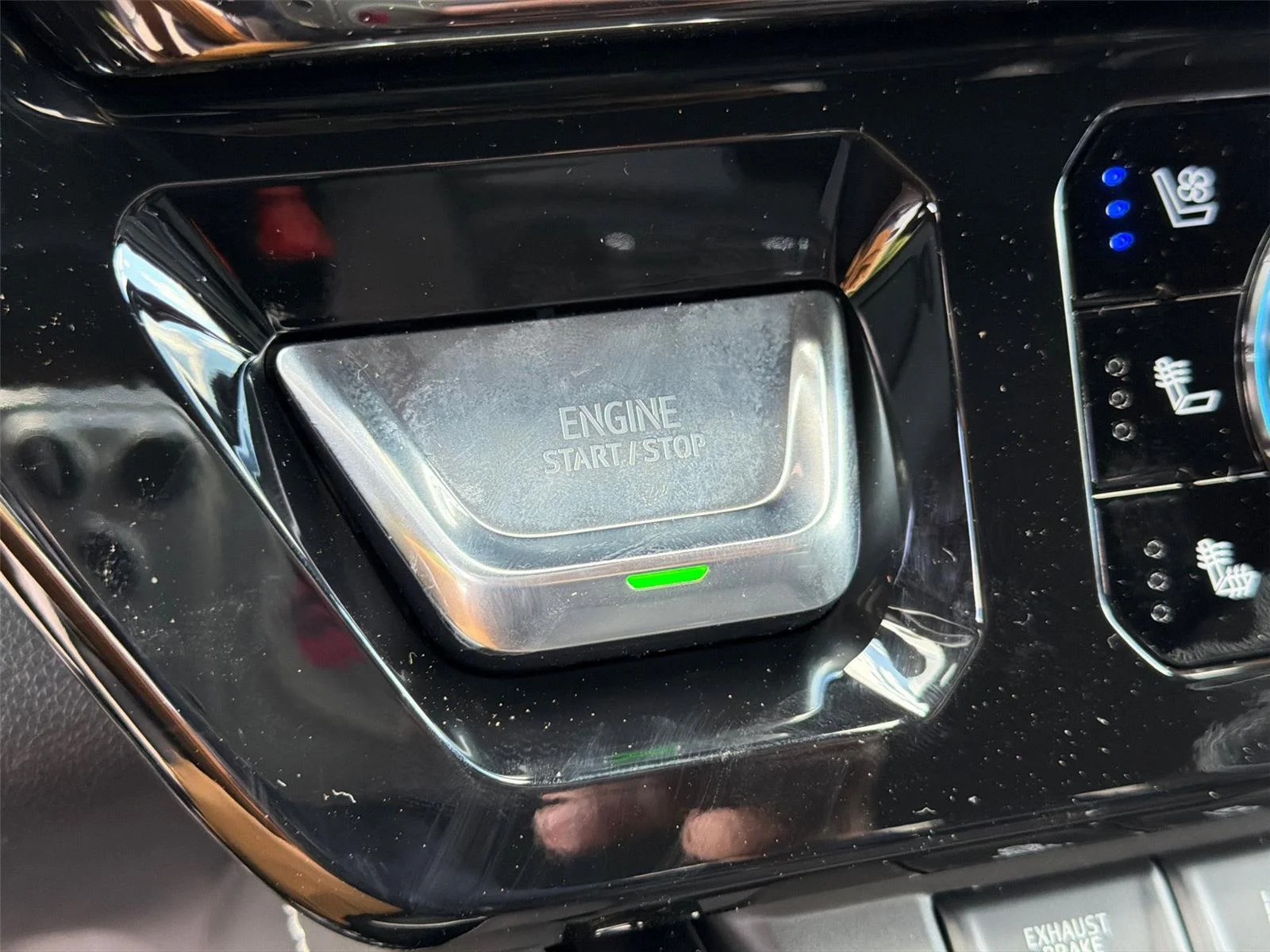 2026 GMC Sierra 2500HD AT4X - Photo 23