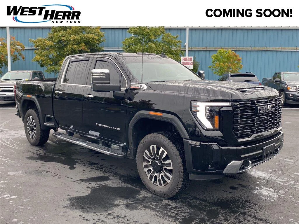 Used 2025 Onyx Black GMC Denali image 1