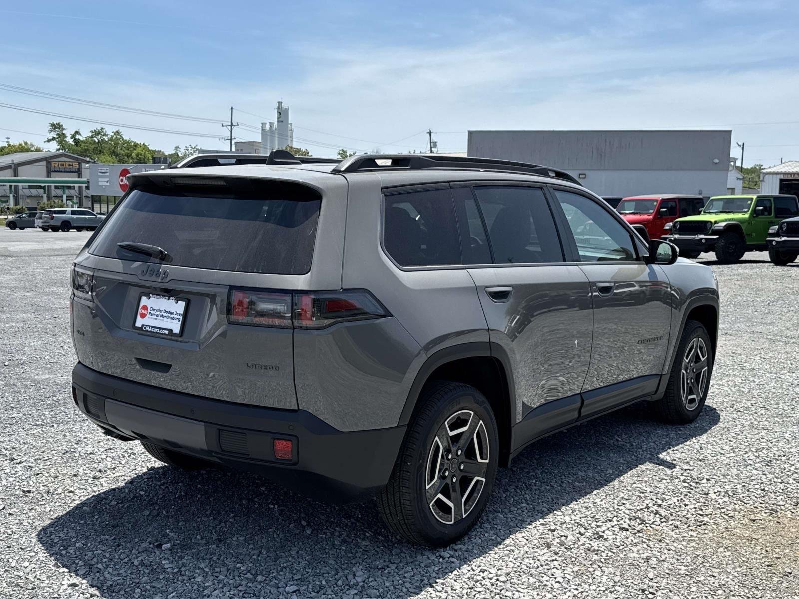 New 2026 Sting-Gray Clear-Coat Exterior Paint Jeep Laredo image 20