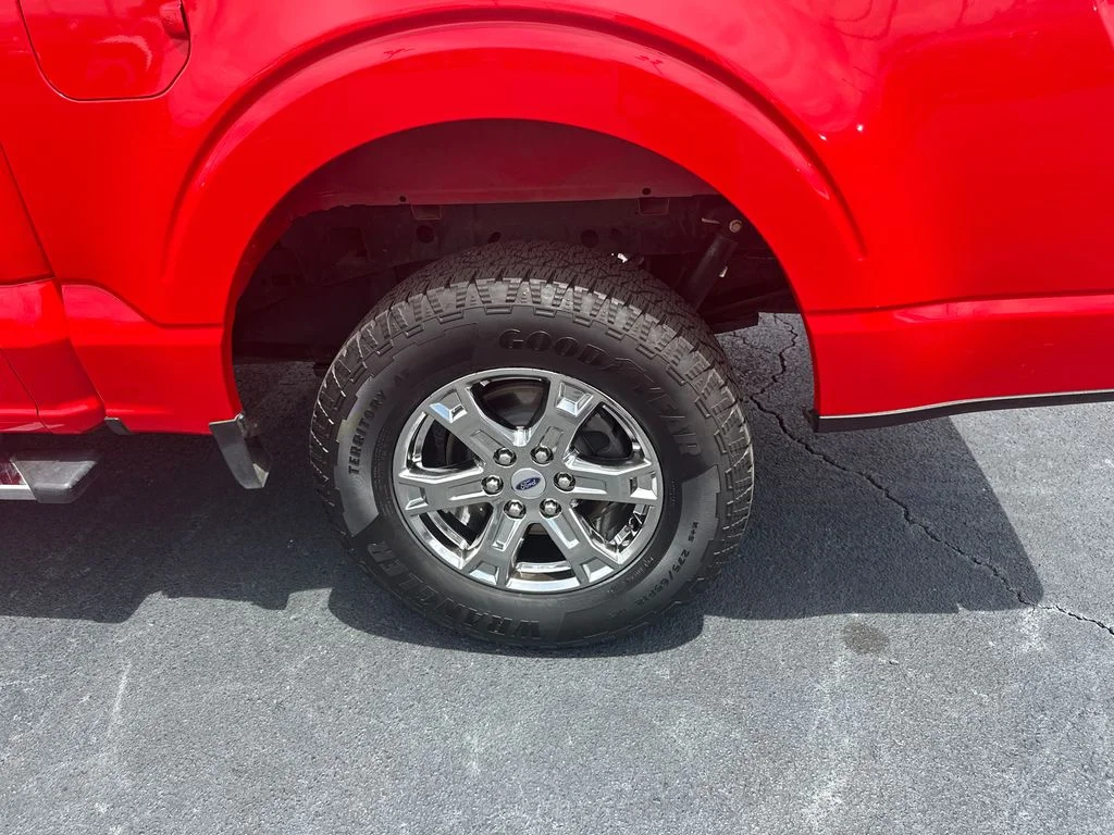 Used 2022 Red Ford XLT image 19
