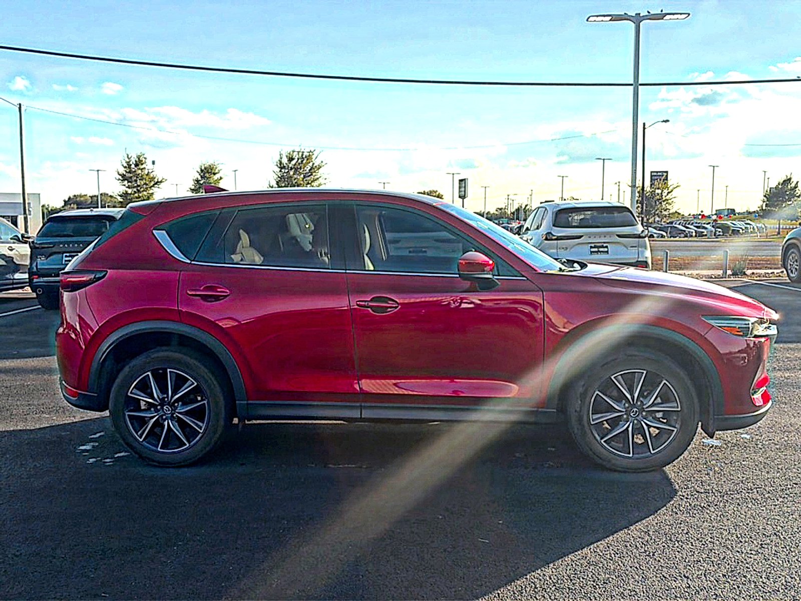 Used 2017 Soul Red Crystal Metallic Mazda Grand Touring image 5
