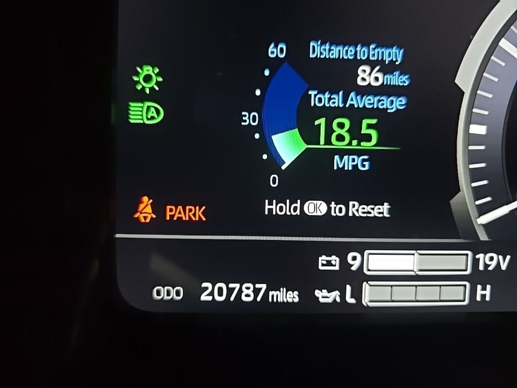 Used 2024 Gray Toyota Platinum image 28
