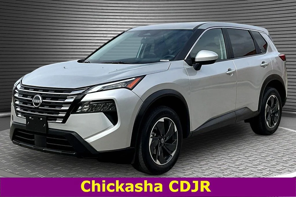 2025 Nissan Rogue SV AWD's photo