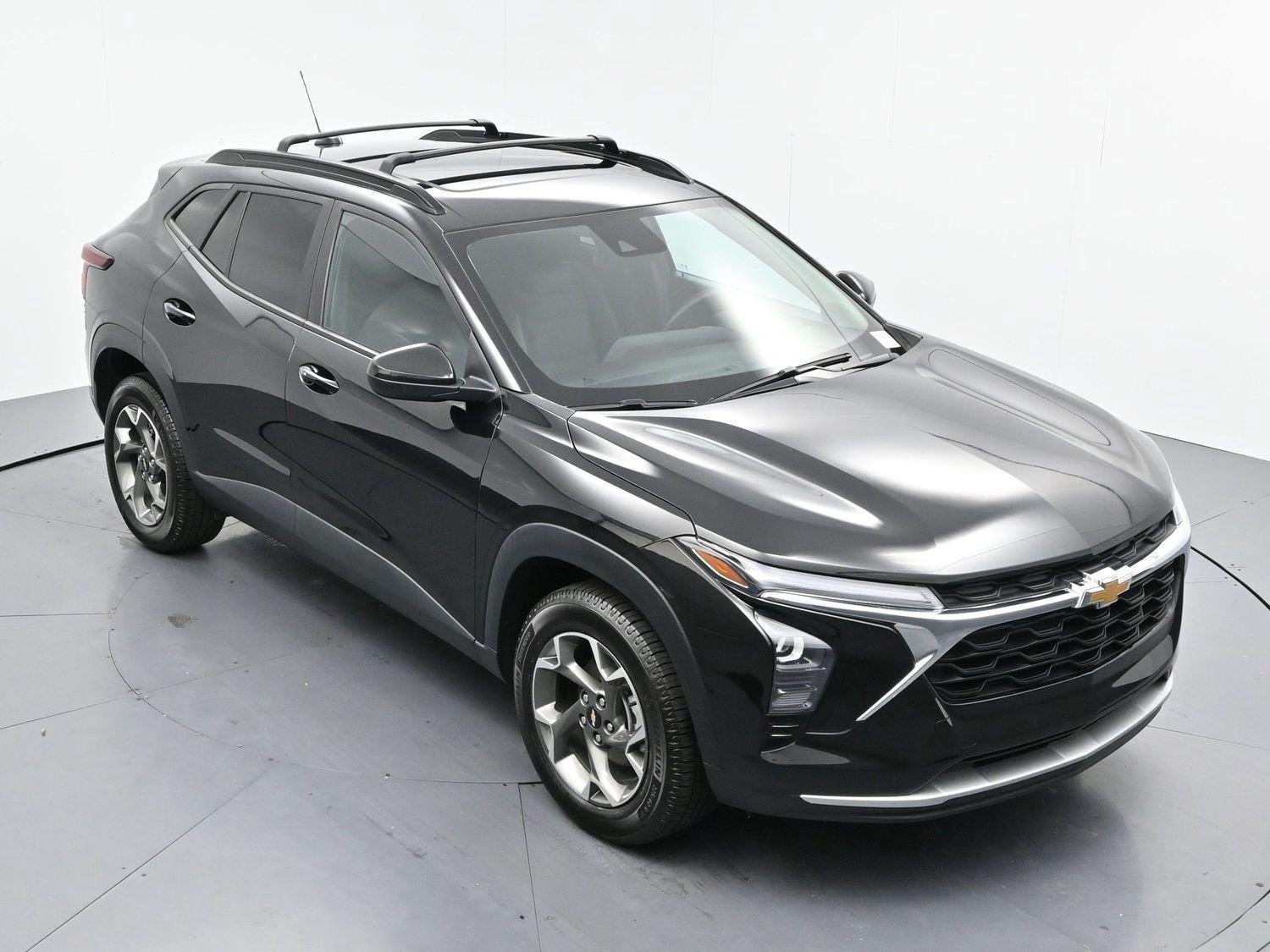 Used 2024 Mosaic Black Metallic Chevrolet LT image 37