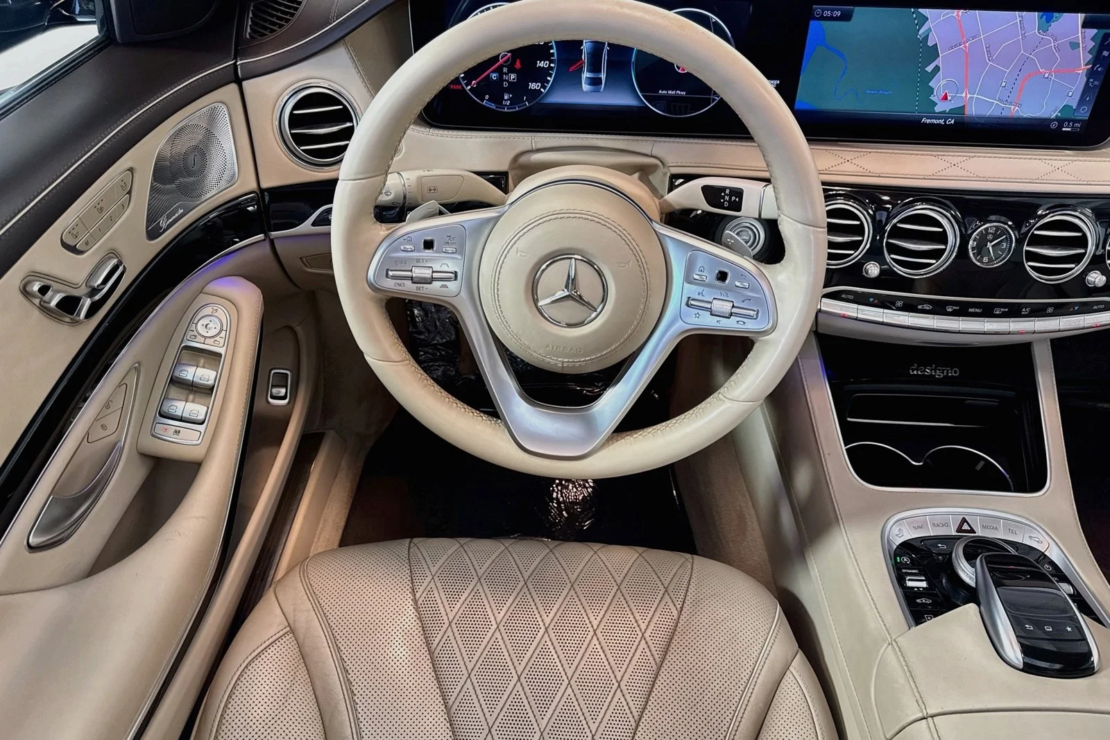 Used 2018 Magnetite Black Metallic Mercedes-Benz S 560 image 21