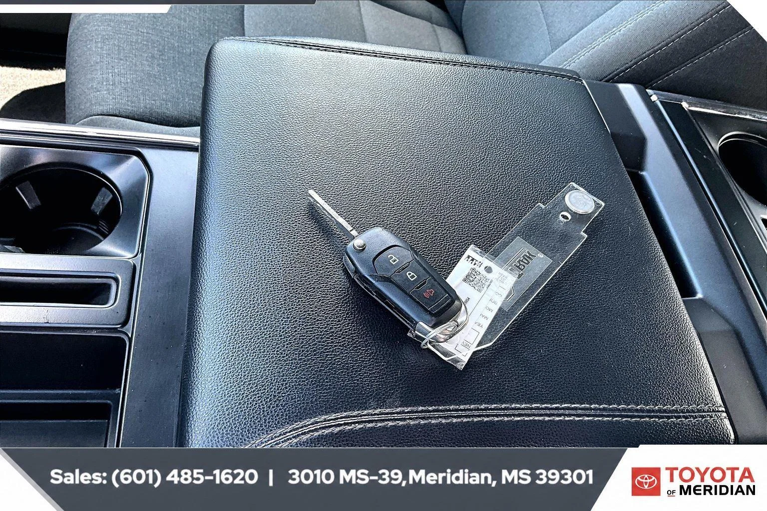 Used 2024 Carbonized Gray Ford XLT image 9