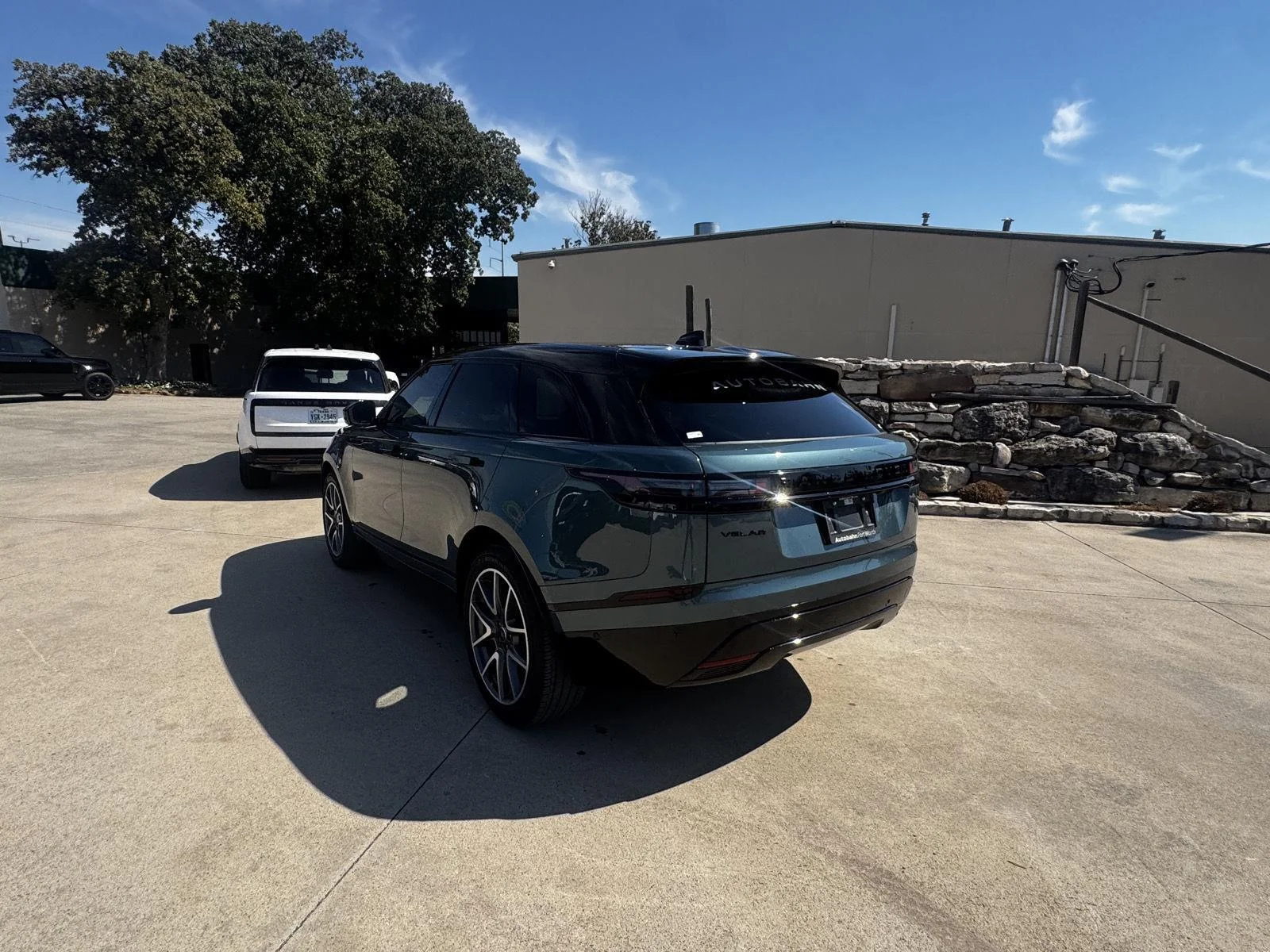 Certified Used 2026 Giola Green Land Rover Dynamic SE P250 image 5