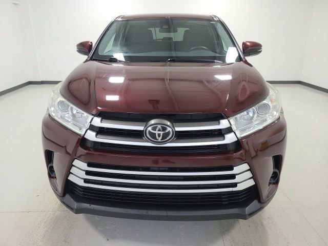 Certified Used 2019 Ooh La La Rouge Mica Toyota LE image 5