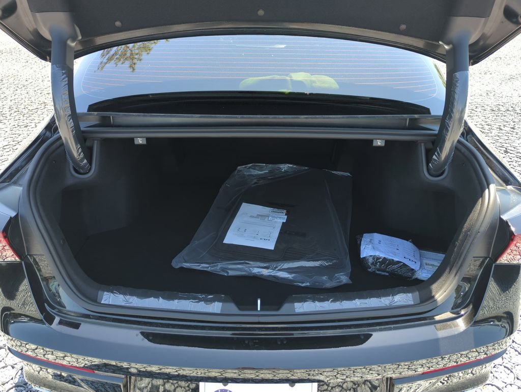 New 2026 Aurora Black Pearl Kia GT image 31
