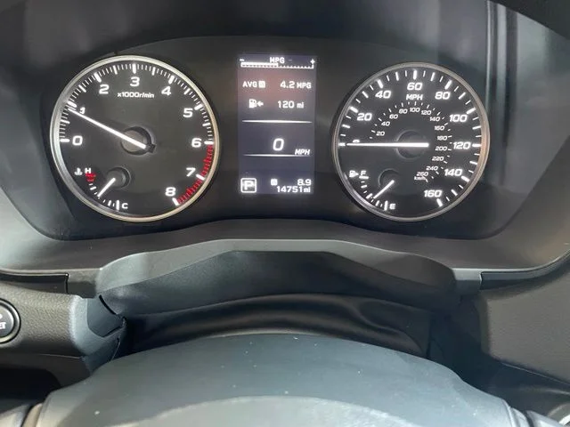 Used 2025 White Subaru Onyx Edition image 12