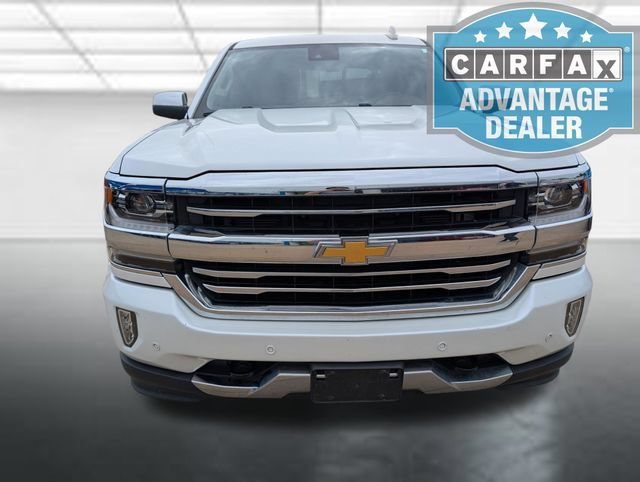 Used 2018 IRIDESCENT PEARL TRICOAT Chevrolet High Country image 28