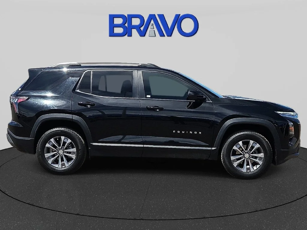 Used 2025 Mosaic Black Metallic Chevrolet LT image 5