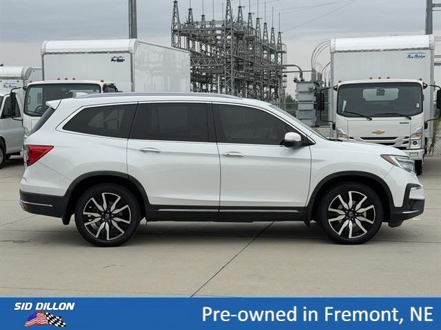 Used 2020 Platinum White Pearl Honda Touring 7-Passenger image 3