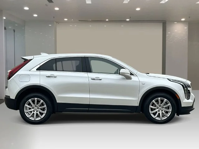 Used 2023 White Cadillac Luxury image 6