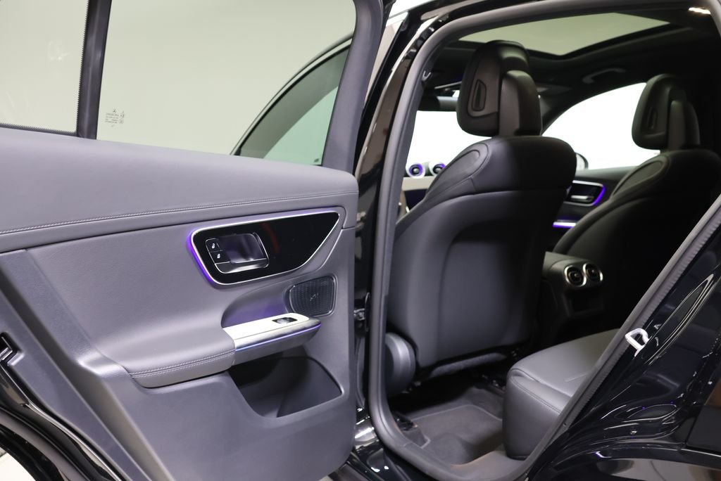 New 2027  Mercedes-Benz GLC 300 image 41