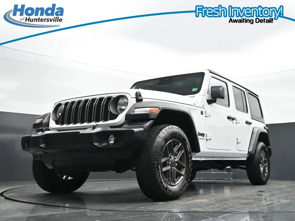 Used 2025 Bright White Clearcoat Jeep Sport S image 27