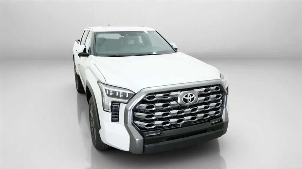 New 2026 Wind Chill Pearl Toyota Platinum image 12